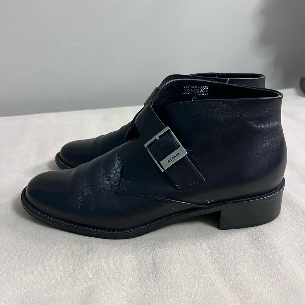 🖤✨ Etienne Aigner Leather Ankle Boots Buckle Detail • Made in Brazil • Classic